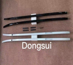 편리 하고 실용적 인 자동차 지붕 래크 가 가볍게 로딩 하고 풀기 위해