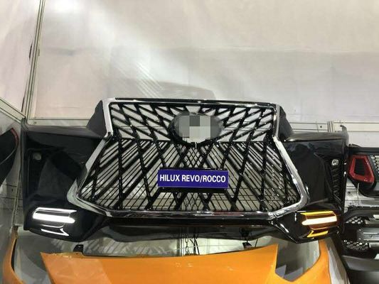 토요타 힐럭스 레보를 위한 검은 차체 장비는 렉서스로 바꿉니다