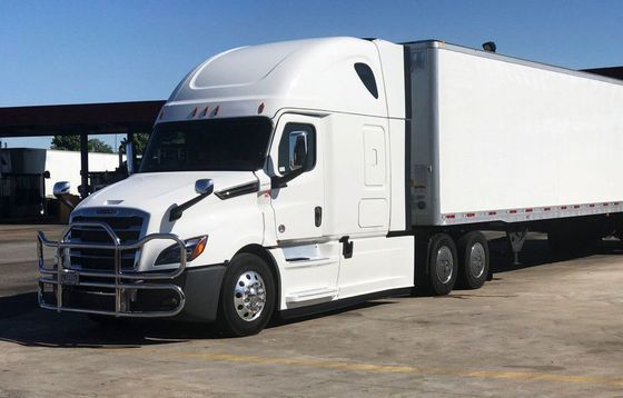 사슴 석쇠 감시, 새로운 Freightliner Cascadia를 위한 픽업 사슴 감시